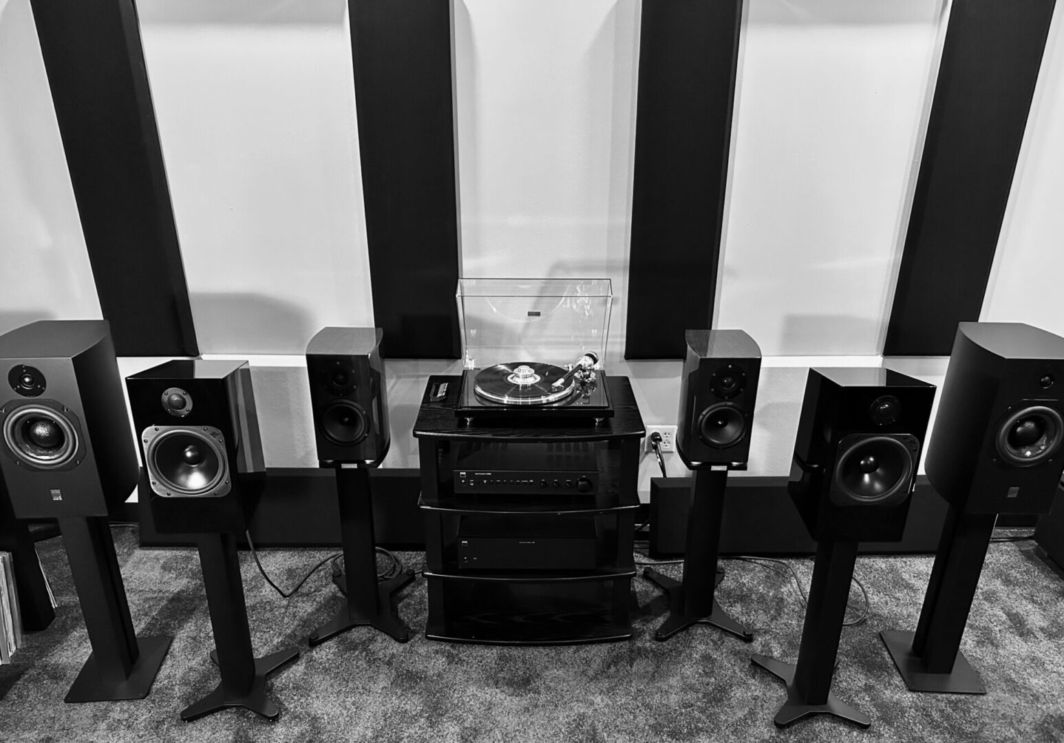 A black and white photo of some speakers